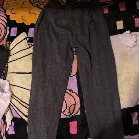 Sweat pants - Picture 2 of 3